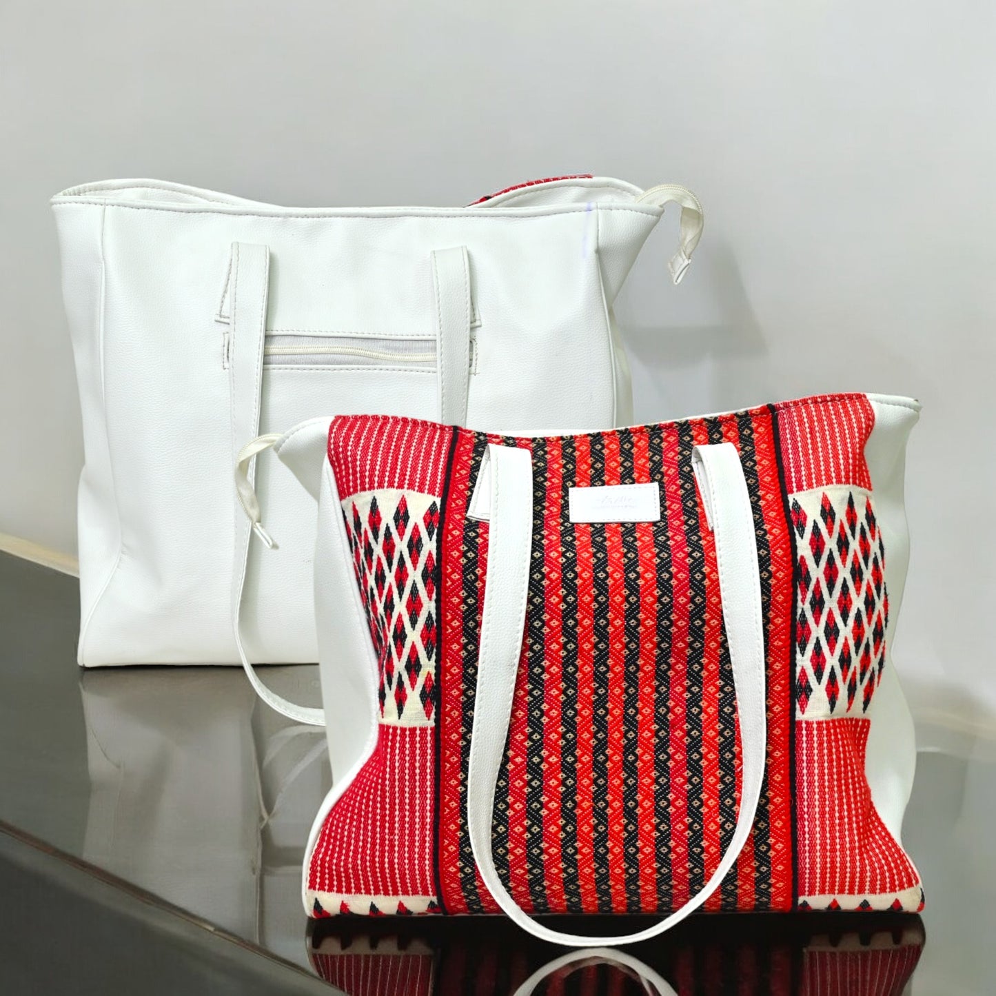 Red Brown Artisan (Tote Large)
