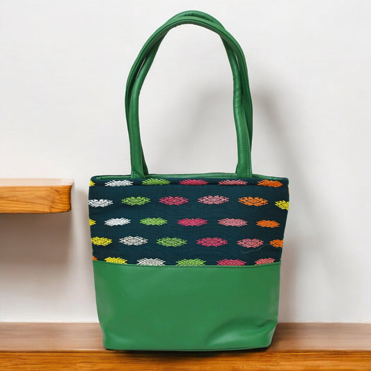 Aqua Dots Chic Bag